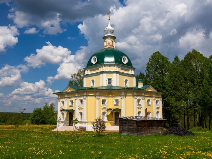 "Любовь и вкус Серебряного века в усадьбах Блока и Менделеева»