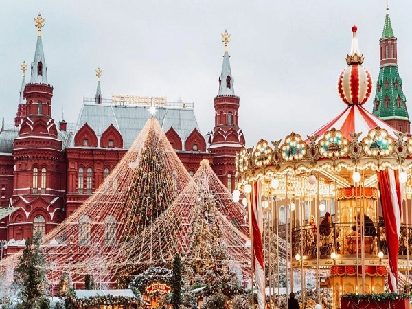 “Новогодняя экскурсия по праздничной Москве”