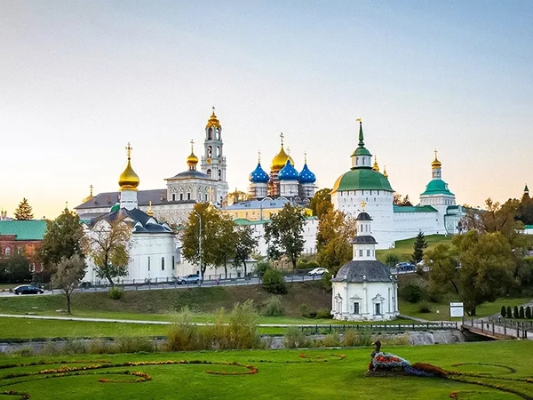 "Экскурсия для школьников в Сергиев Посад”